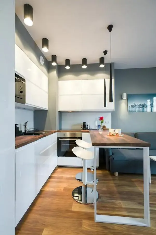 Modern And Comfortable With A Bedroom Krakow