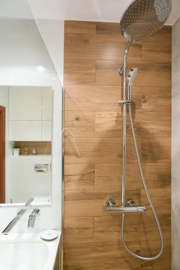 Apartment Modern And Comfortable With A Bedroom Krakow